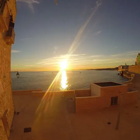 La Finestra Sul Mare 度假居 *