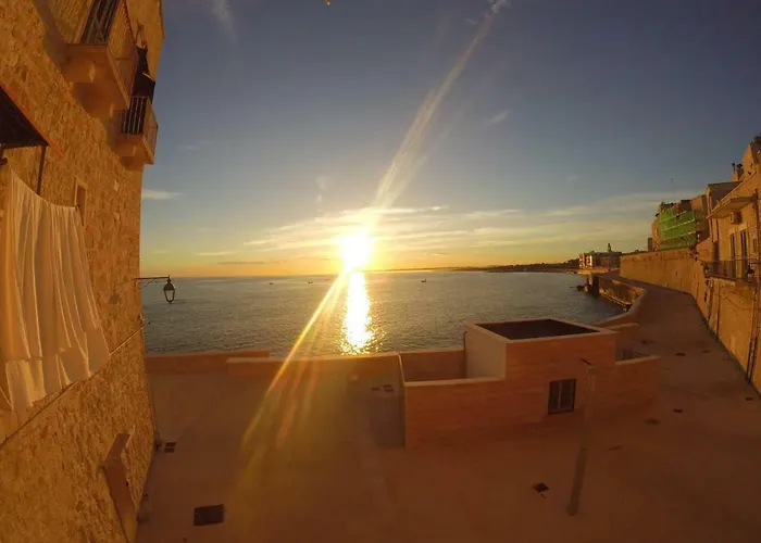 La Finestra Sul Mare 度假居 *
